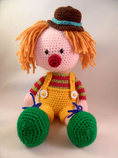 clown amigurumi