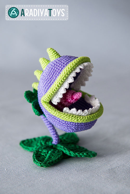 plants vs zombies chomper toy