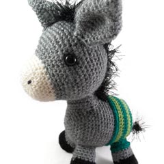 Eduardo the Donkey amigurumi by Pii_Chii