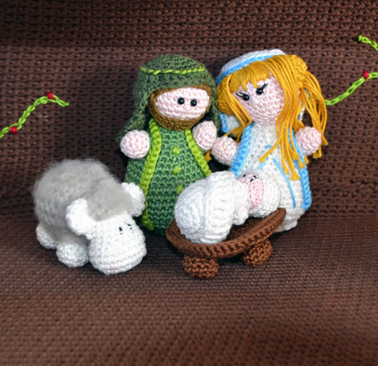 Nativity set: Joseph, Mary and baby Jesus amigurumi pattern - Amigurumi.com