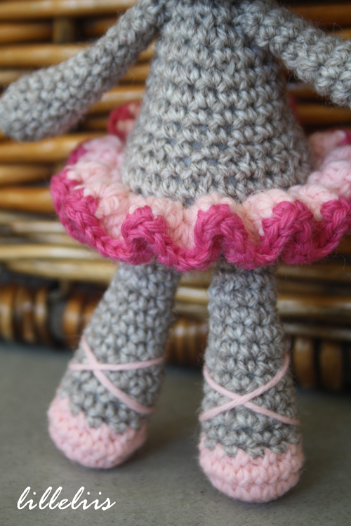 crochet bunny ballerina