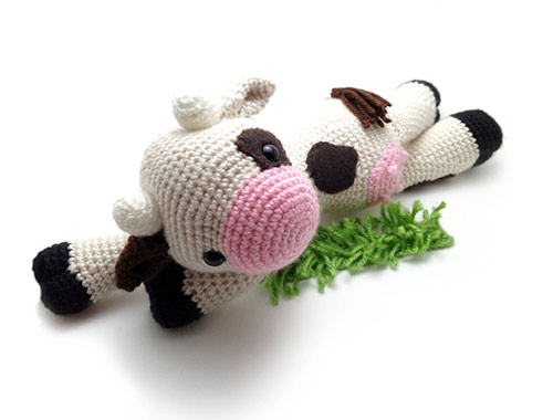 lola the cow toy