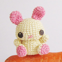 Pea Bunny amigurumi pattern by Sweet N' Cute Creations