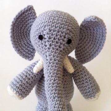 E is for Elephant amigurumi pattern - Amigurumi.com