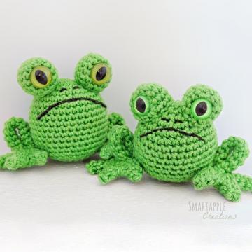 Fred the frog amigurumi pattern