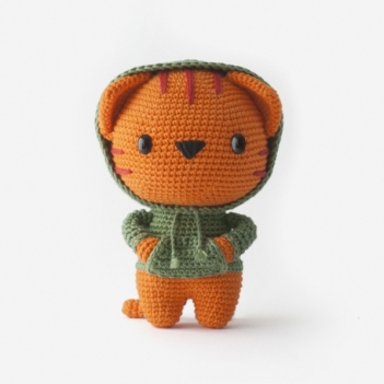 Milo the Hipster Cat amigurumi pattern by DIY Fluffies