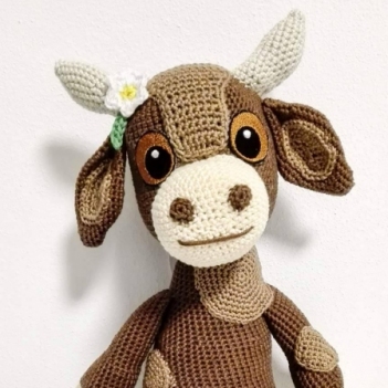 Cow Debbie amigurumi pattern by SKatieDes