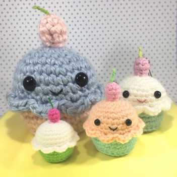 Chef Sugar Pop's Cupcake Class amigurumi pattern by Sugar Pop Crochet
