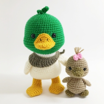 Percy and Pilar the mallard ducks amigurumi pattern - Amigurumi.com