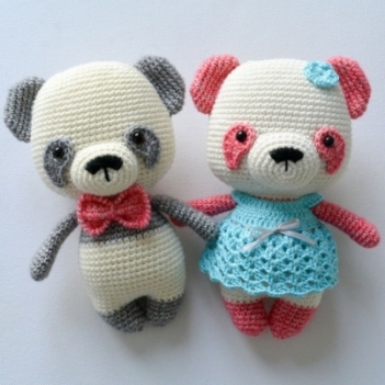 Pandas Bo and Adele - Free amigurumi pattern