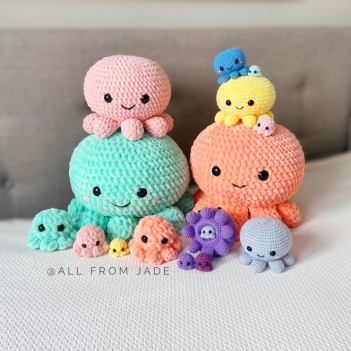 The Kawaii Octopus Family amigurumi pattern - Amigurumi.com