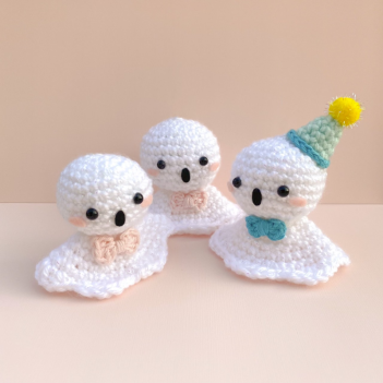 Grayson the Ghost amigurumi pattern - Amigurumi.com