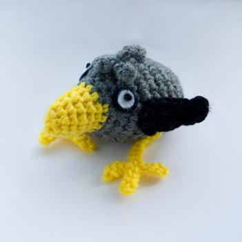 Little crow - Free amigurumi pattern