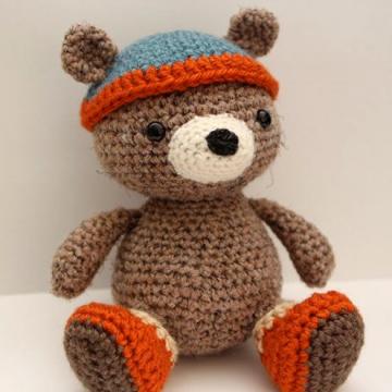 bernie mittens amigurumi