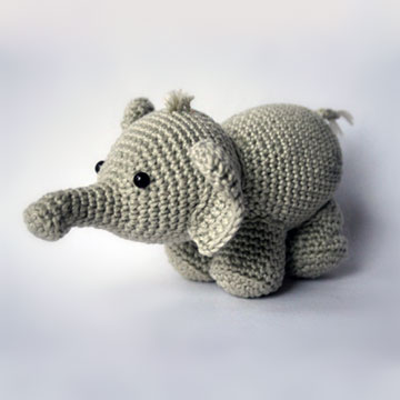 Olivier the elephant amigurumi pattern