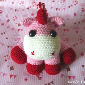 Pink Baby Unicorn - Free amigurumi pattern