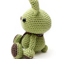 Wasabi the Bunny amigurumi pattern by Little Muggles